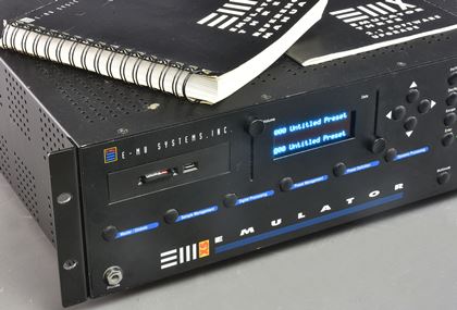 Emu-Emulator IIIXS ZuluSCSI,OLED,32meg